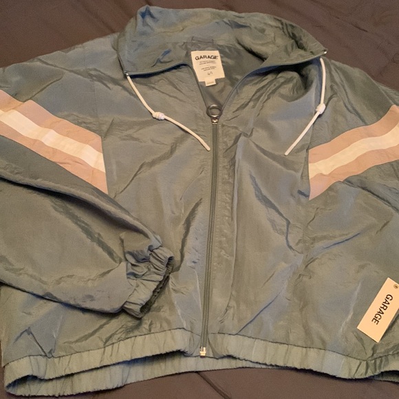 NWT WOMENS retro puffer jacket - Picture 5 of 5